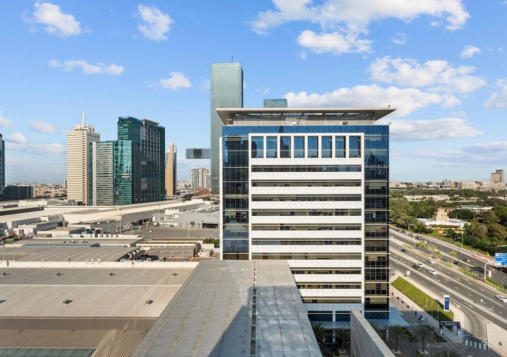 Novotel World Trade Centre Dubai — 10