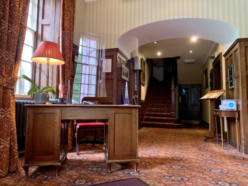 BUNCHREW HOUSE HOTEL — 3