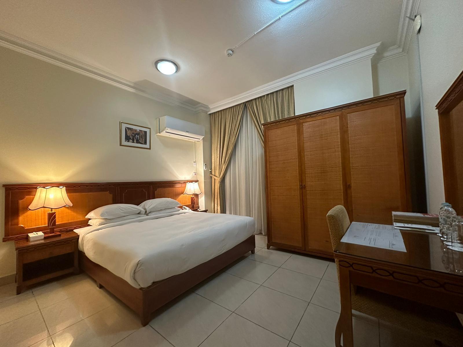 Al Muntazah Plaza Hotel — 8