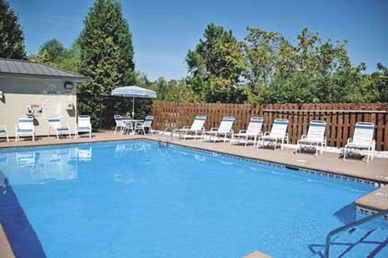 Hampton Inn Atlanta-Douglasville — 2