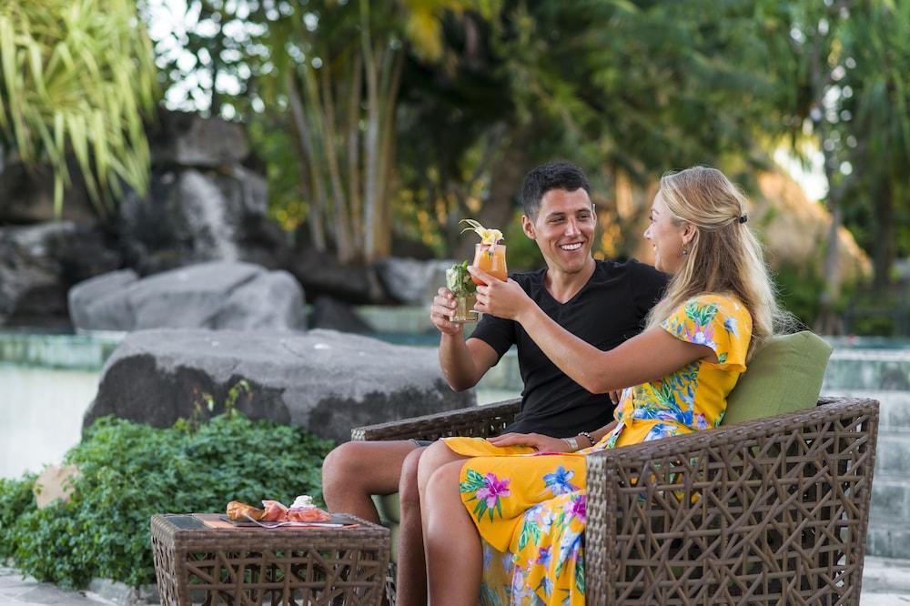 Intercontinental Bora Bora Le Moana Resort — 10