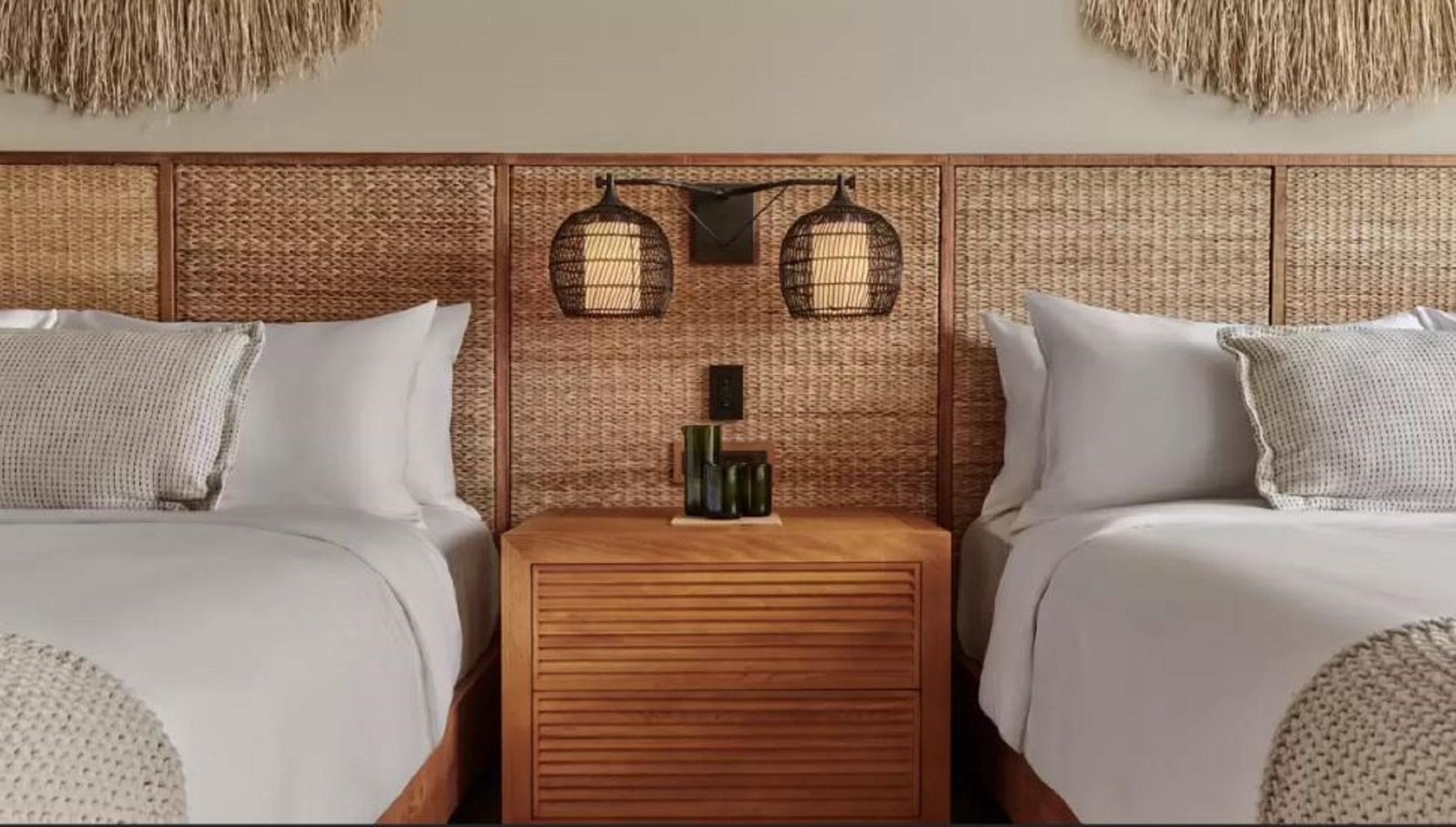 1 Hotel Hanalei Bay — 2