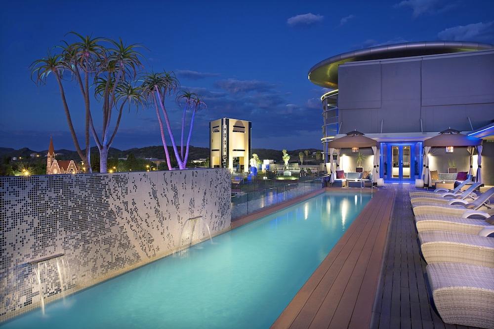 HILTON WINDHOEK 144836 — 5