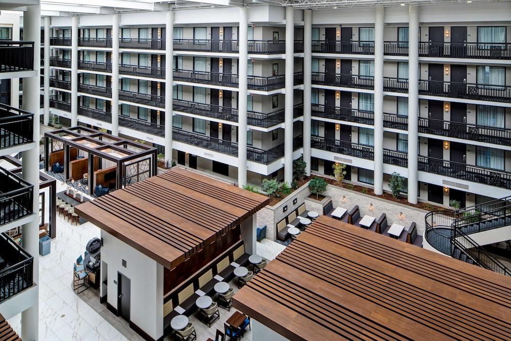 EMBASSY SUITES SYRACUSE — 4