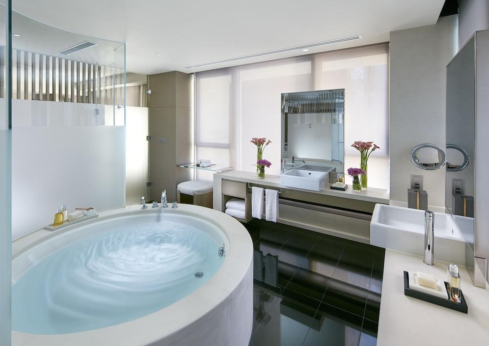 Landmark Mandarin Oriental 86355 — 10