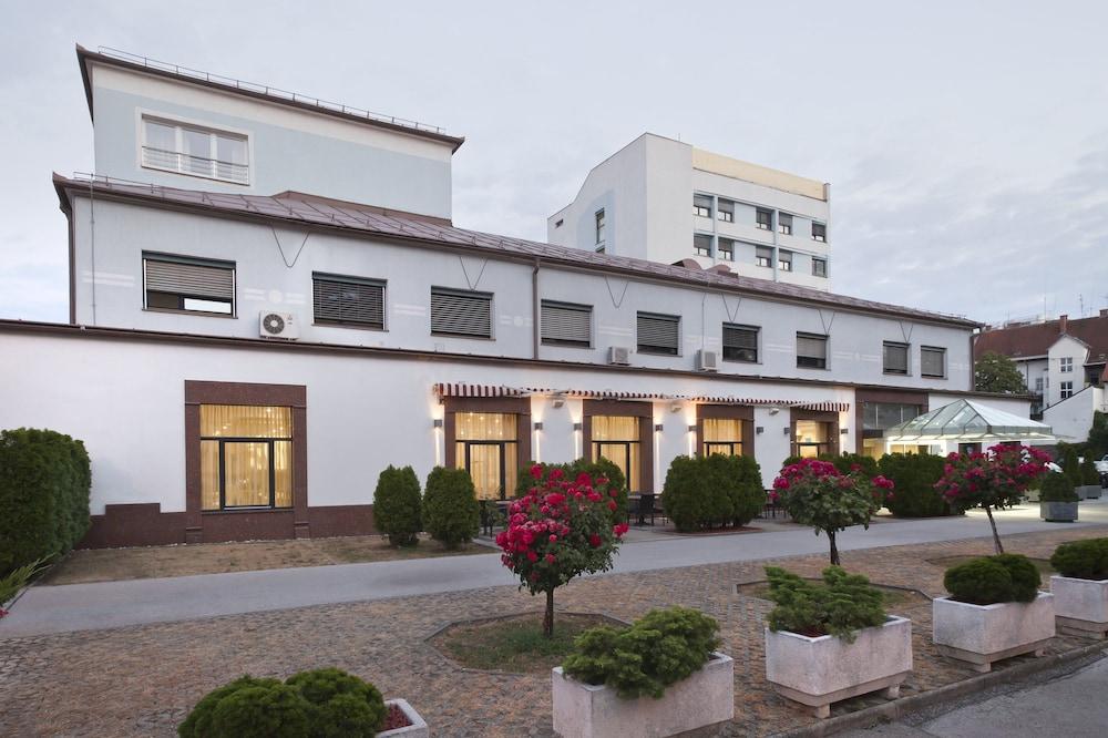 Hotel Piramida 941765 — 3