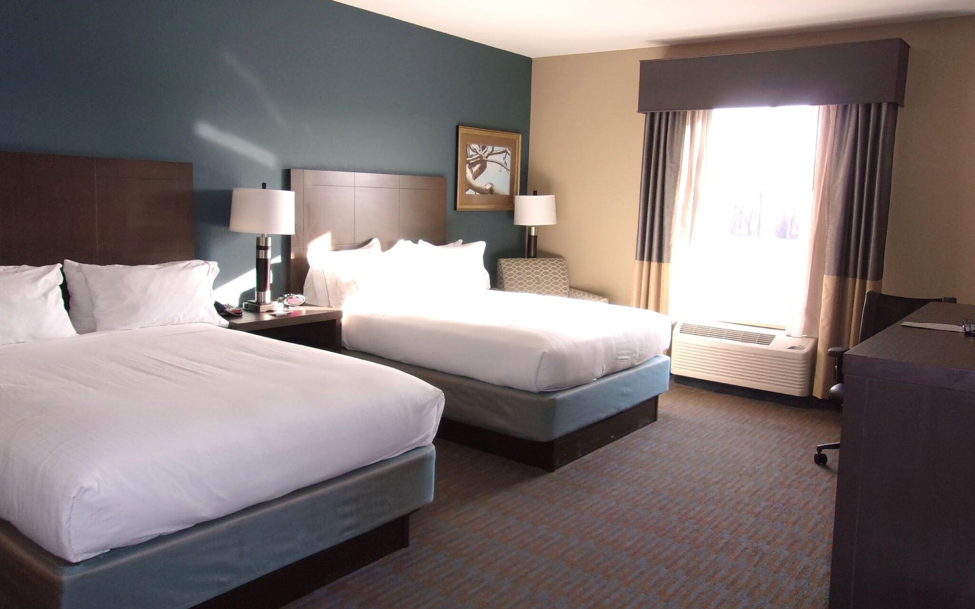 Holiday Inn Express Hotel &amp; Suites GOLDSBORO - BASE AREA — 8