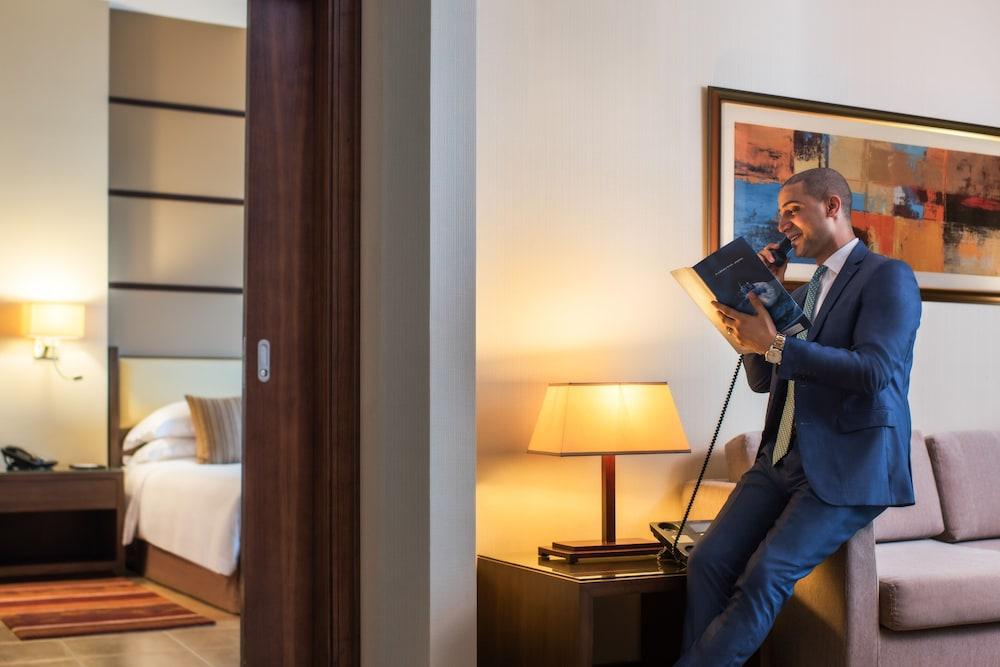 Khalidiya Palace Rayhaan by Rotana — 3