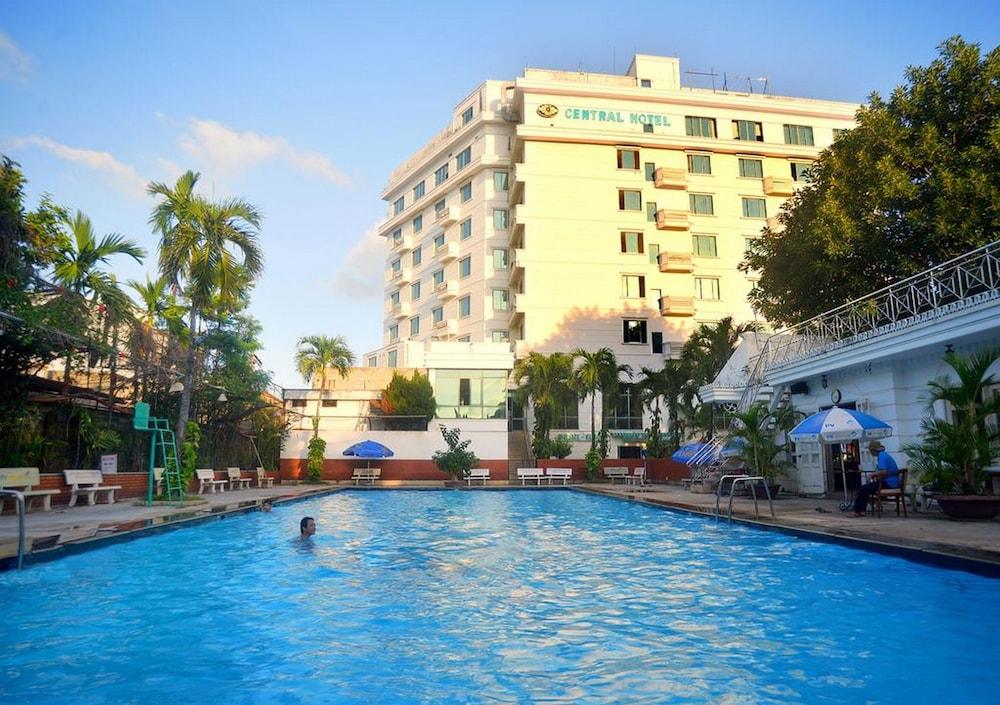 Central Hotel — 2