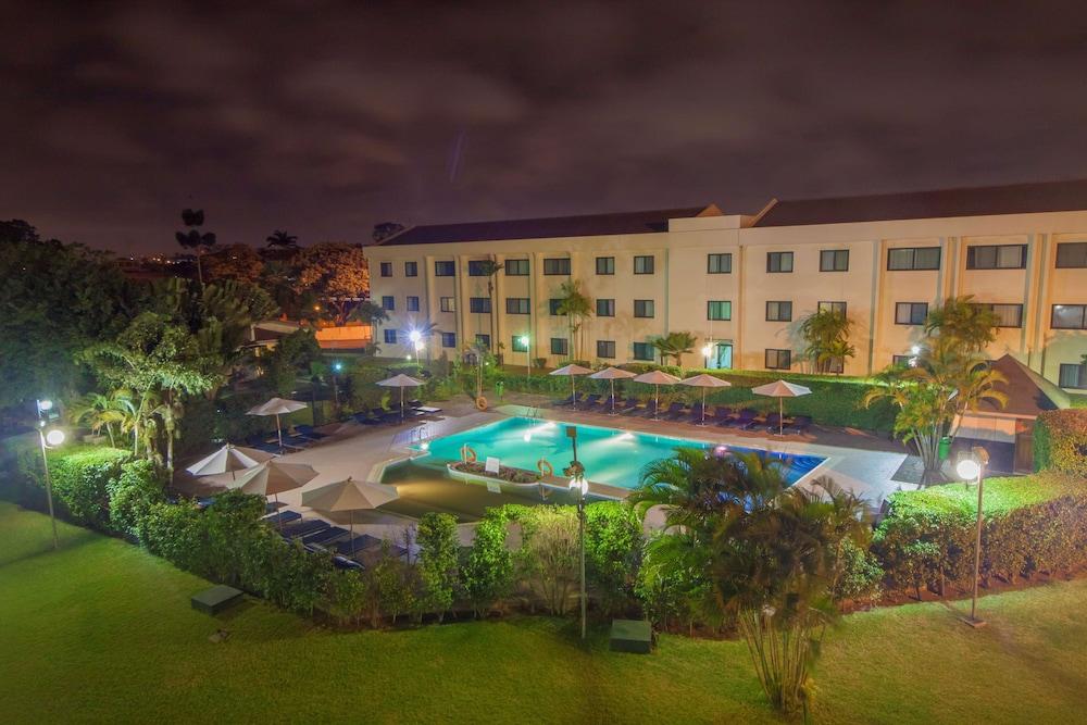 Fiesta Royale Hotel 1101328 — 6