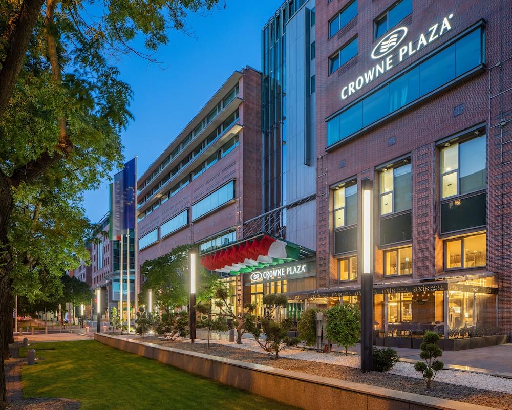 Crowne Plaza Budapest, an IHG Hotel