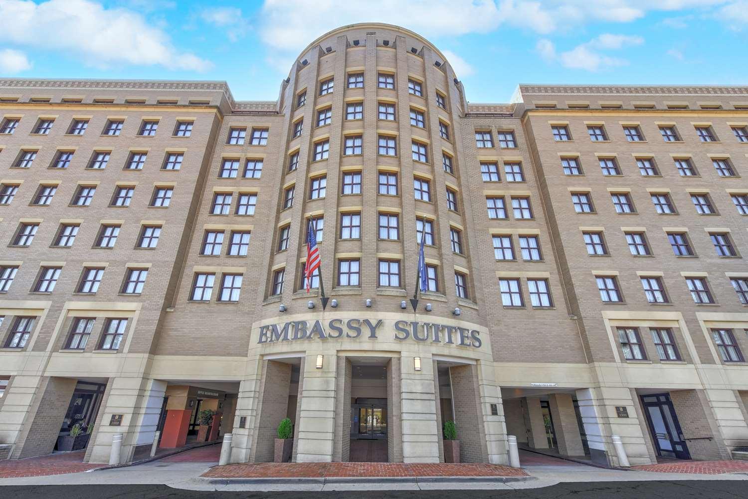 Embassy Suites Alexandria-Old Town — 6