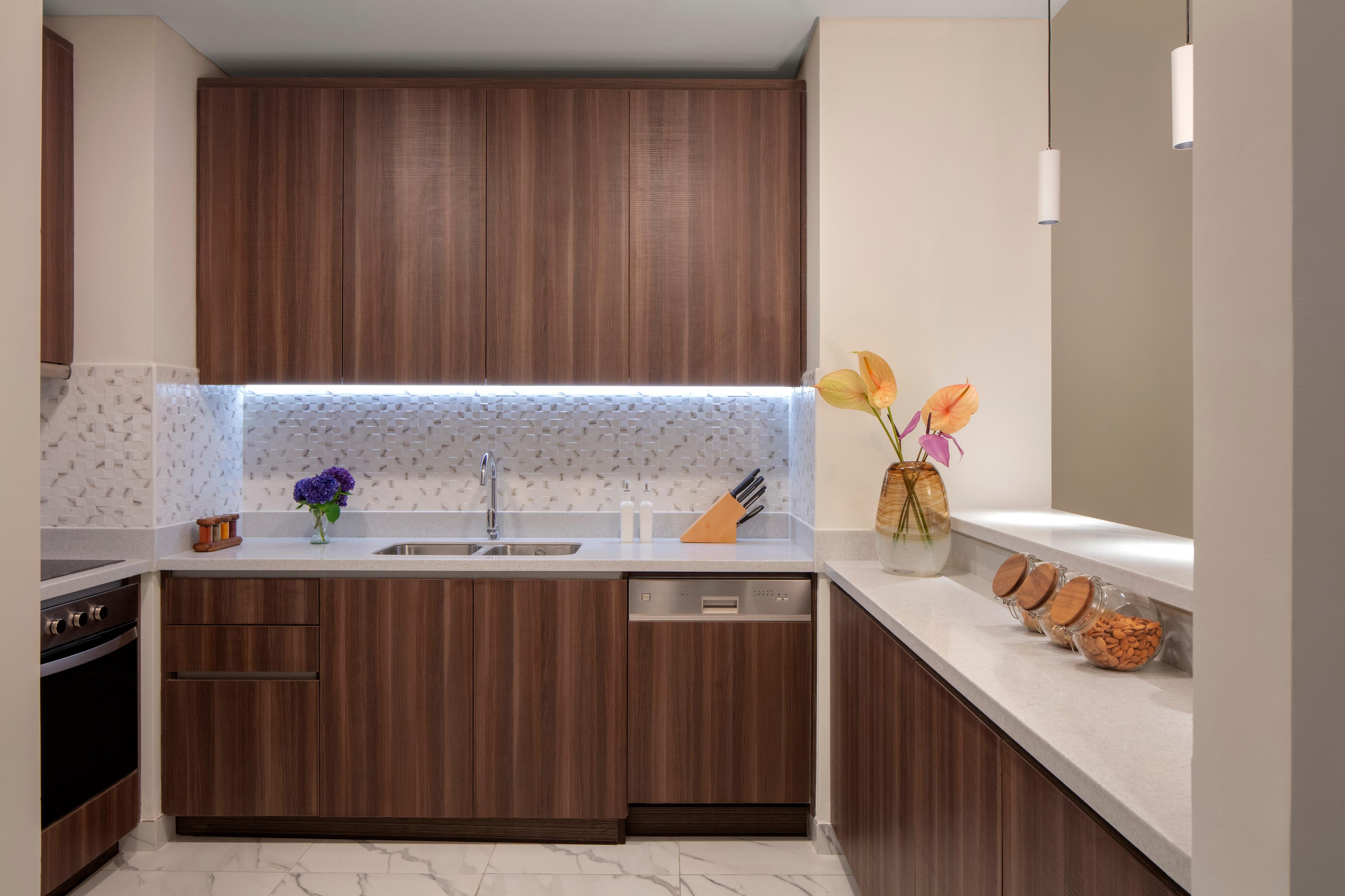 Avani+ Palm View Dubai Hotel & Suites — 1
