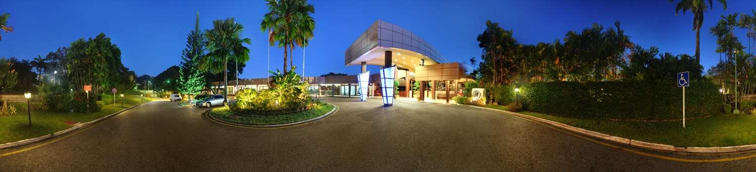 Hilton Trinidad & Conference Centre — 9