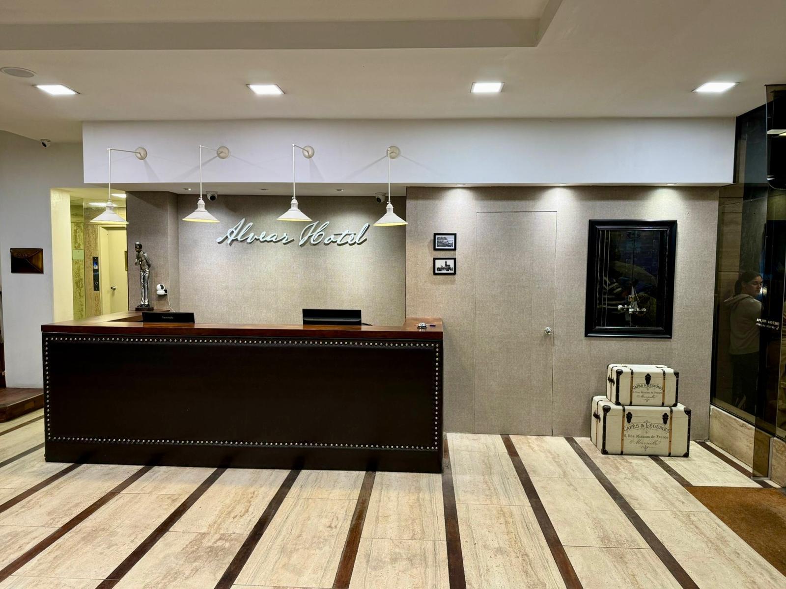 HOTEL ALVEAR — 4
