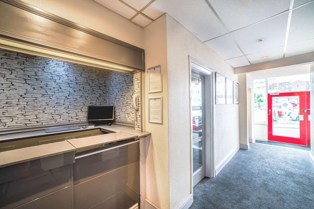 Comfort Inn Blackpool Gresham — 10