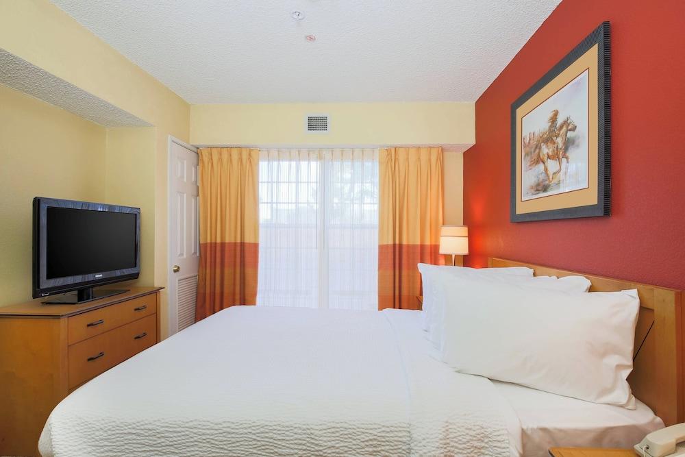Residence Inn Albuquerque- North — 9