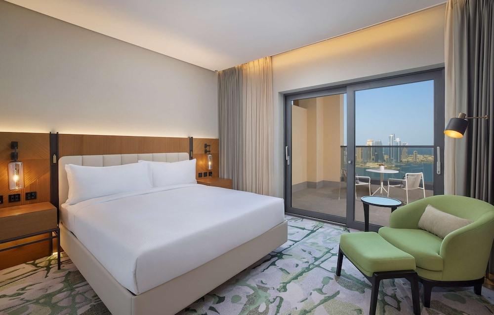 DoubleTree by Hilton Sharjah Waterfront Hotel and Residences — 6