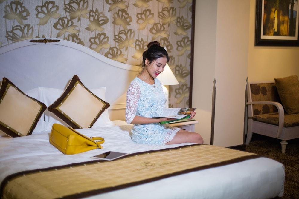Chalcedony Hotel — 10