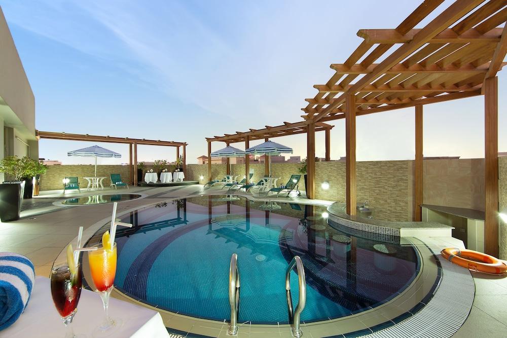 LOTUS GRAND HOTEL — 4