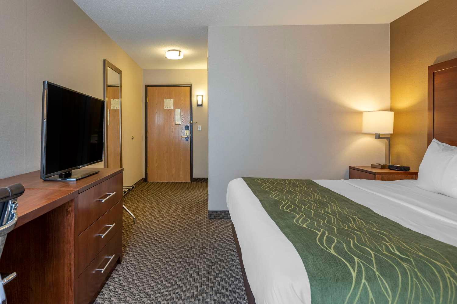 Comfort Inn Charlotte — 9