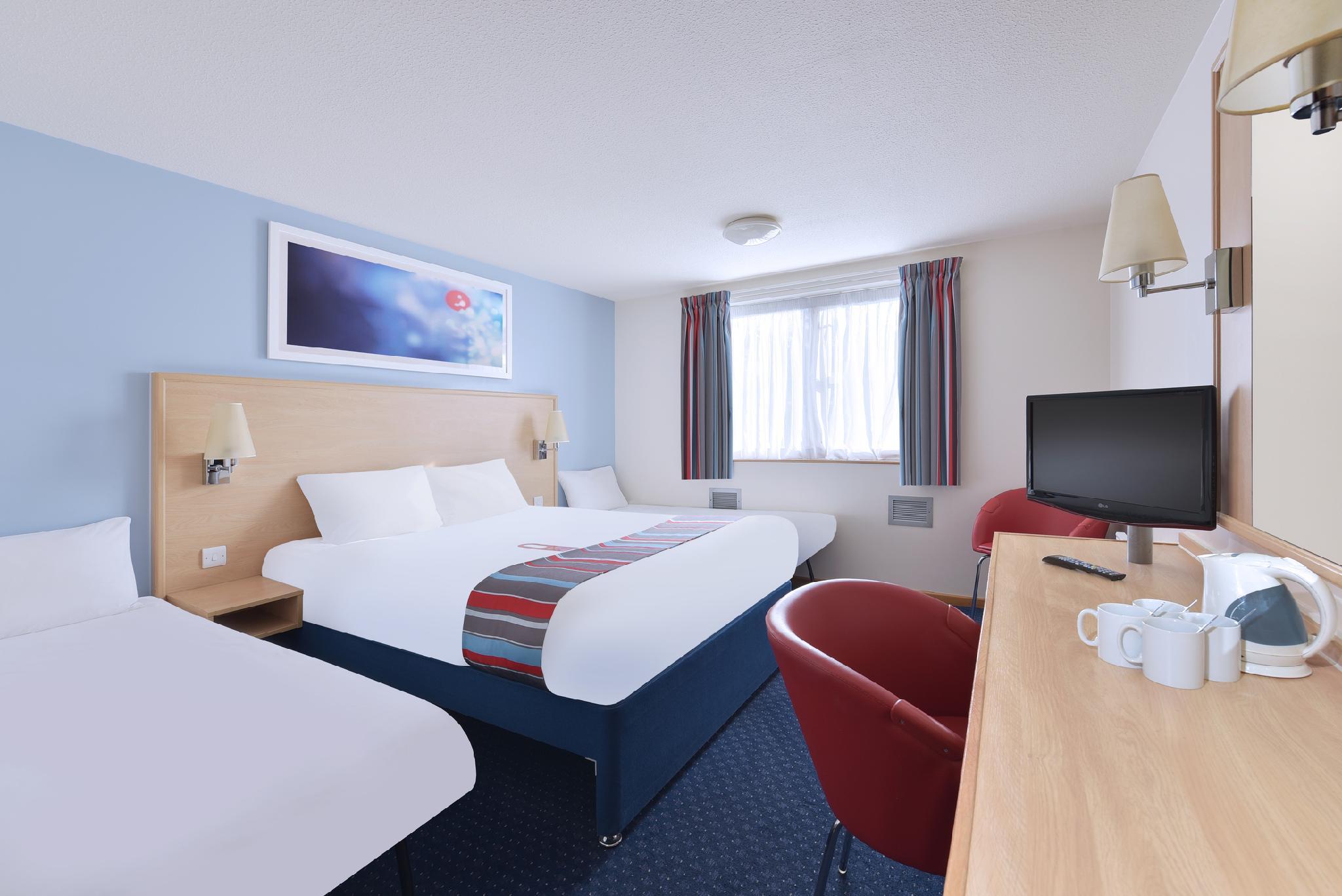 Travelodge Birmingham Central — 8
