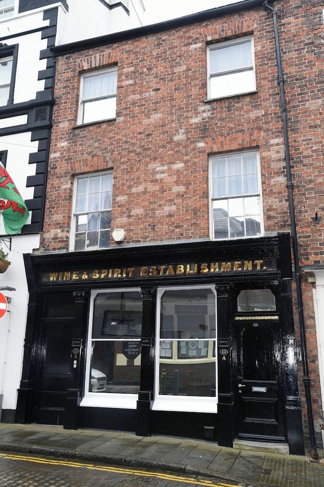 BLACK BOY INN — 2