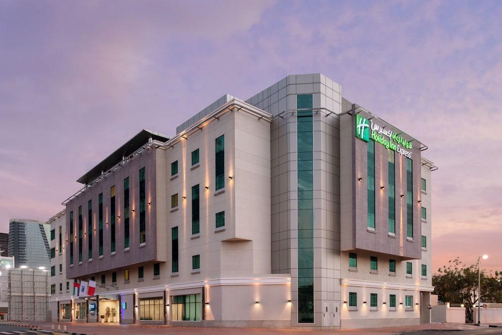 Holiday Inn Express Dubai Safa Park — 6