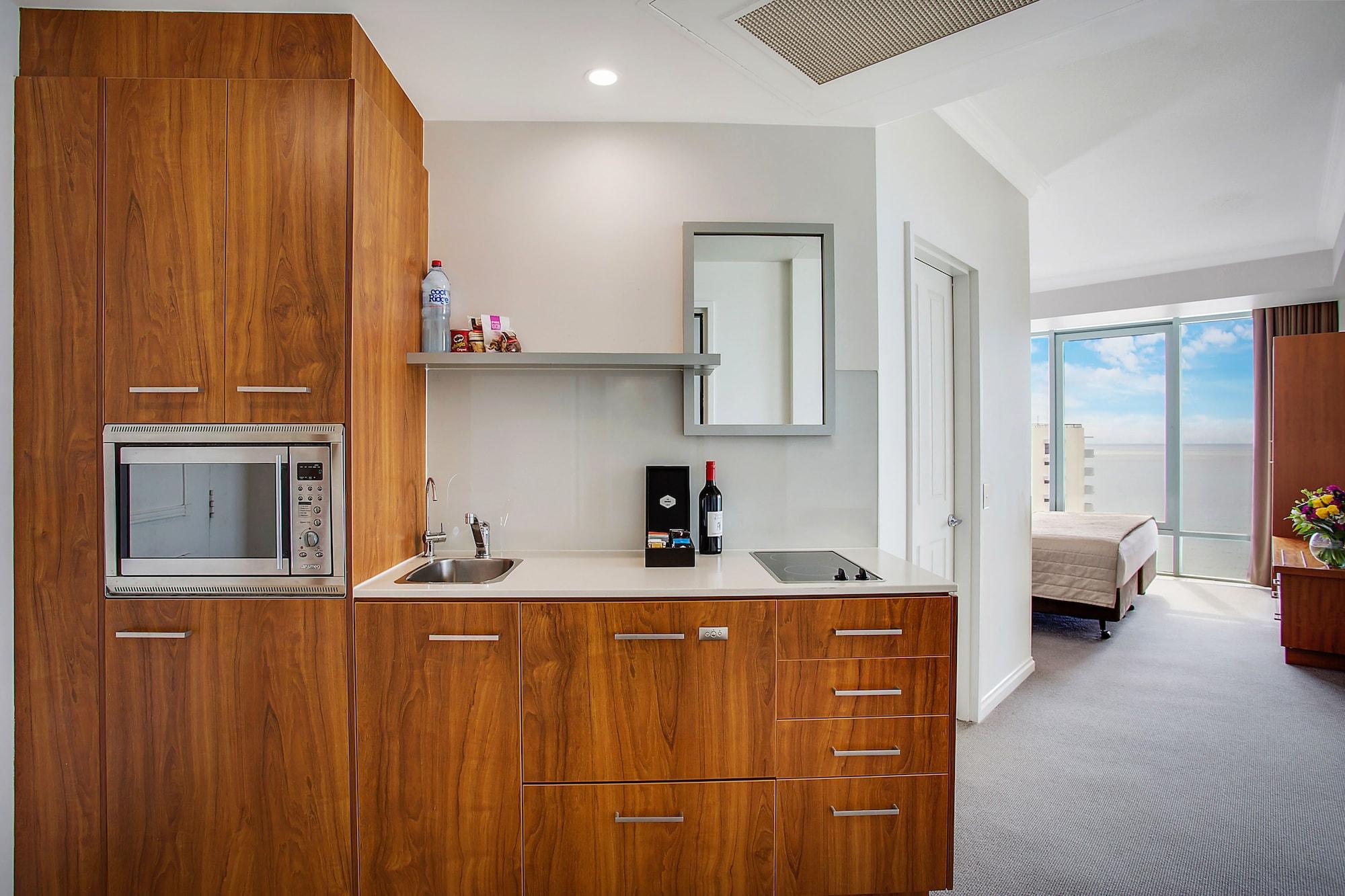 Mantra Legends Surfers Paradise — 9