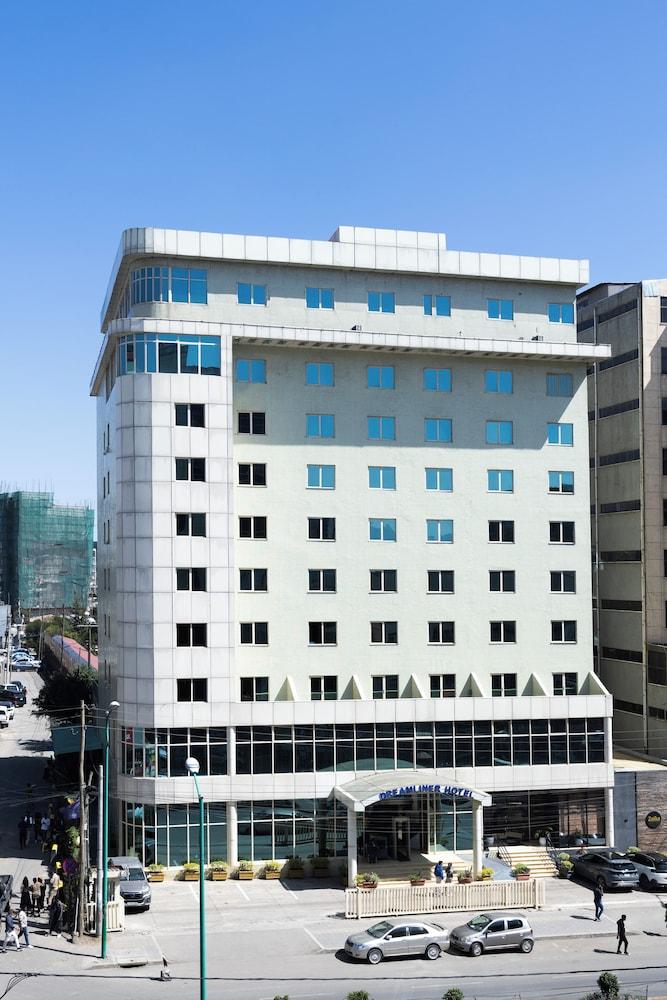 Dreamliner Hotel — 2