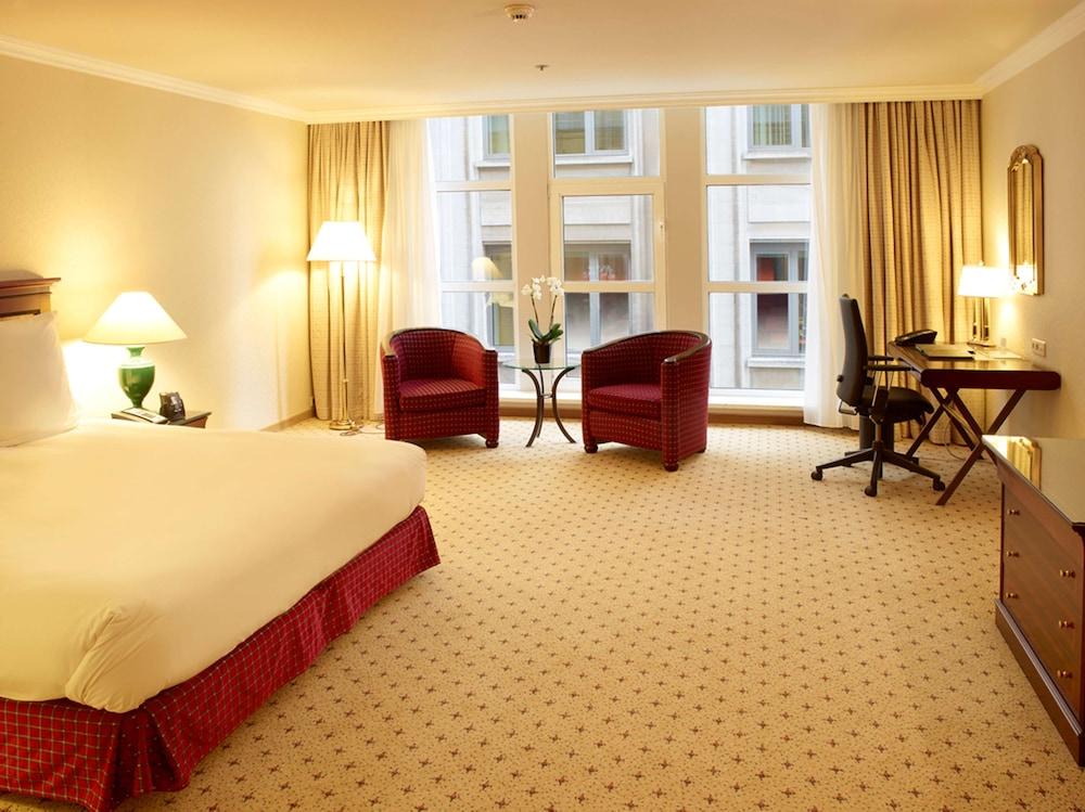 Hilton Antwerp Old Town — 6