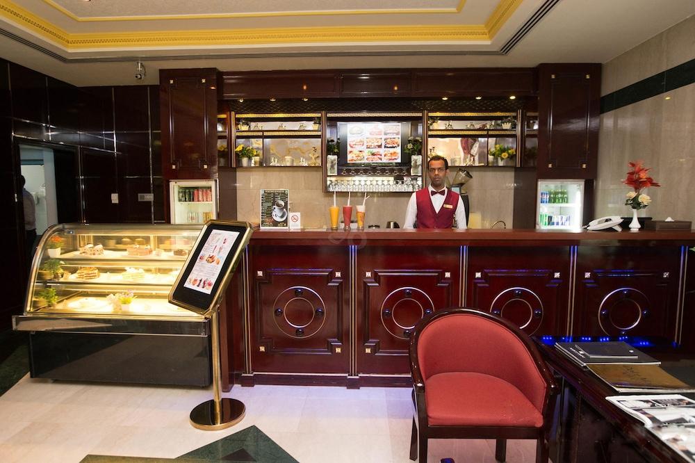 COMFORT INN HOTEL — 3