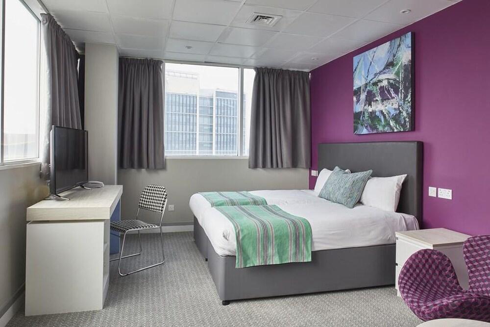 Citrus Hotel Cardiff By Compass Hospitality — 4
