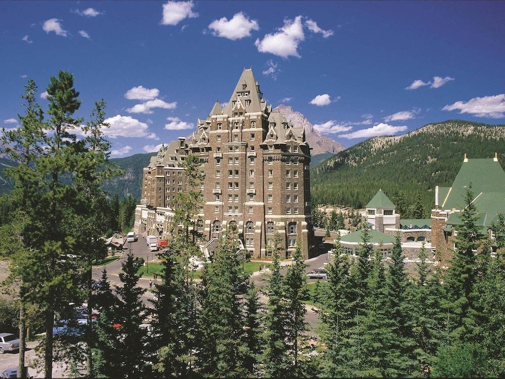 Fairmont Banff Springs — 3
