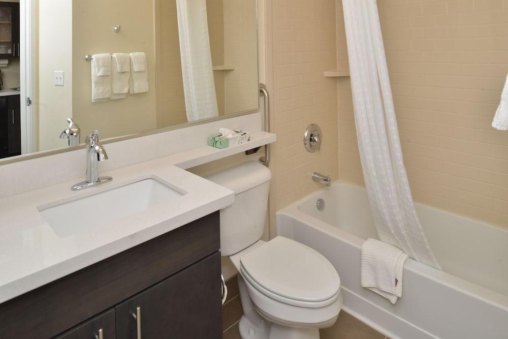 Candlewood Suites Eugene Springfield — 5