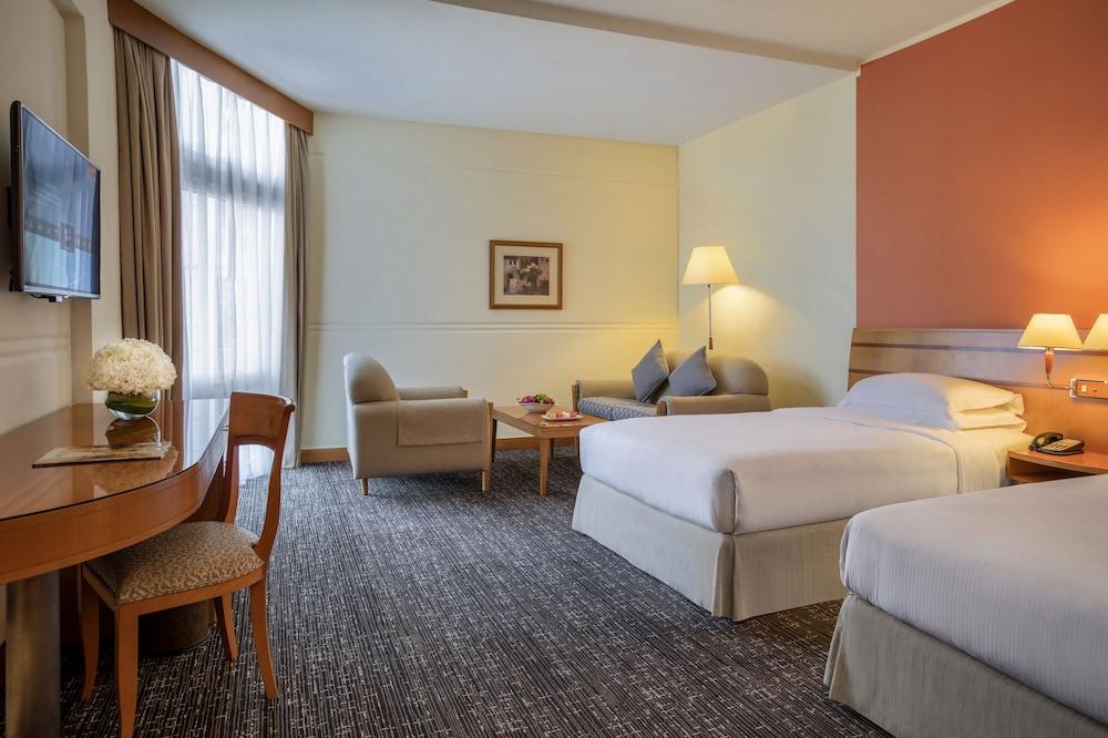 J5 Hotels Port Saeed Dubai — 9