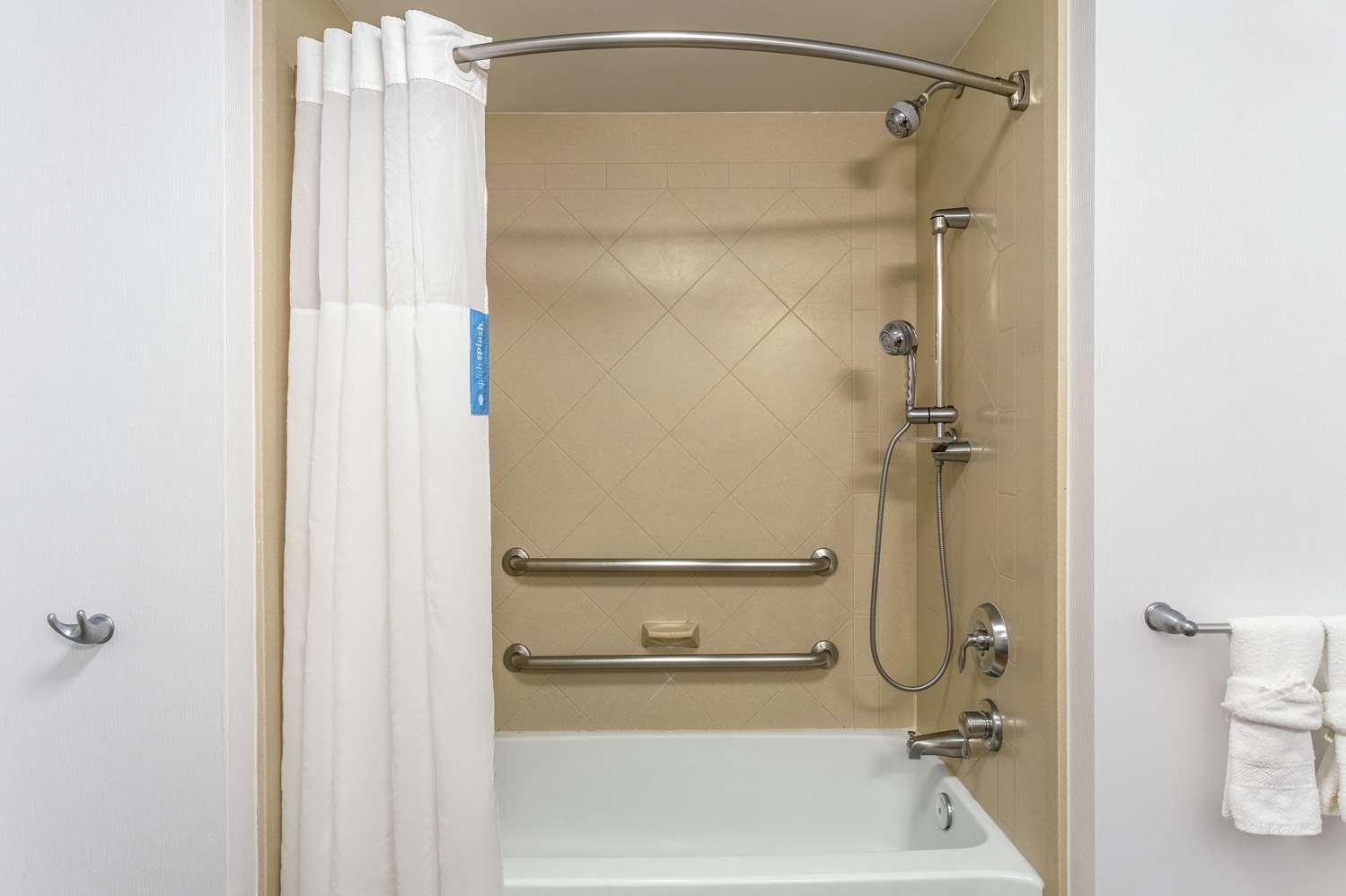 Hampton Inn & Suites Chicago-Libertyville