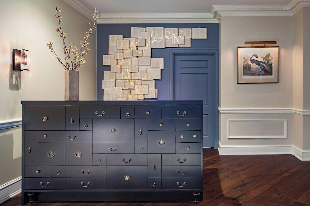 Morrison House Old Town Alexandria, Autograph Collection — 5