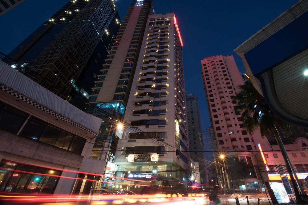 City Garden Hotel Makati — 2