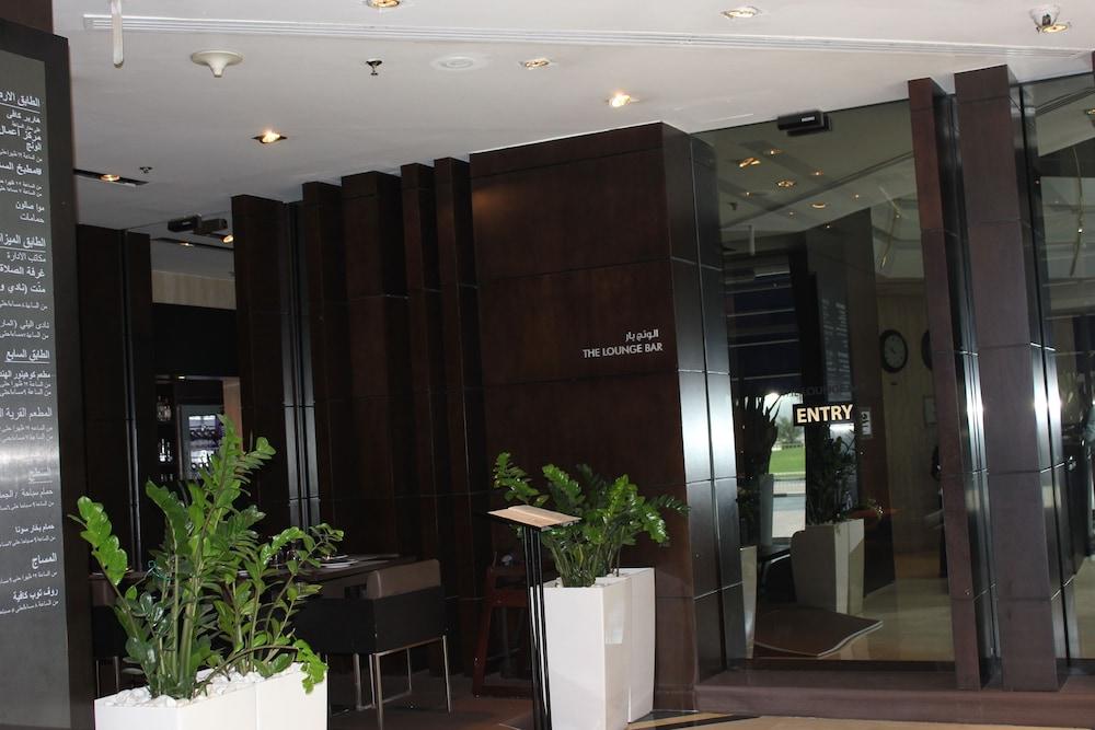 SEA VIEW HOTEL — 7