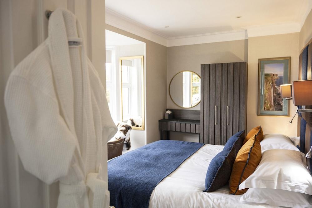 TORAVAIG HOUSE HOTEL — 10