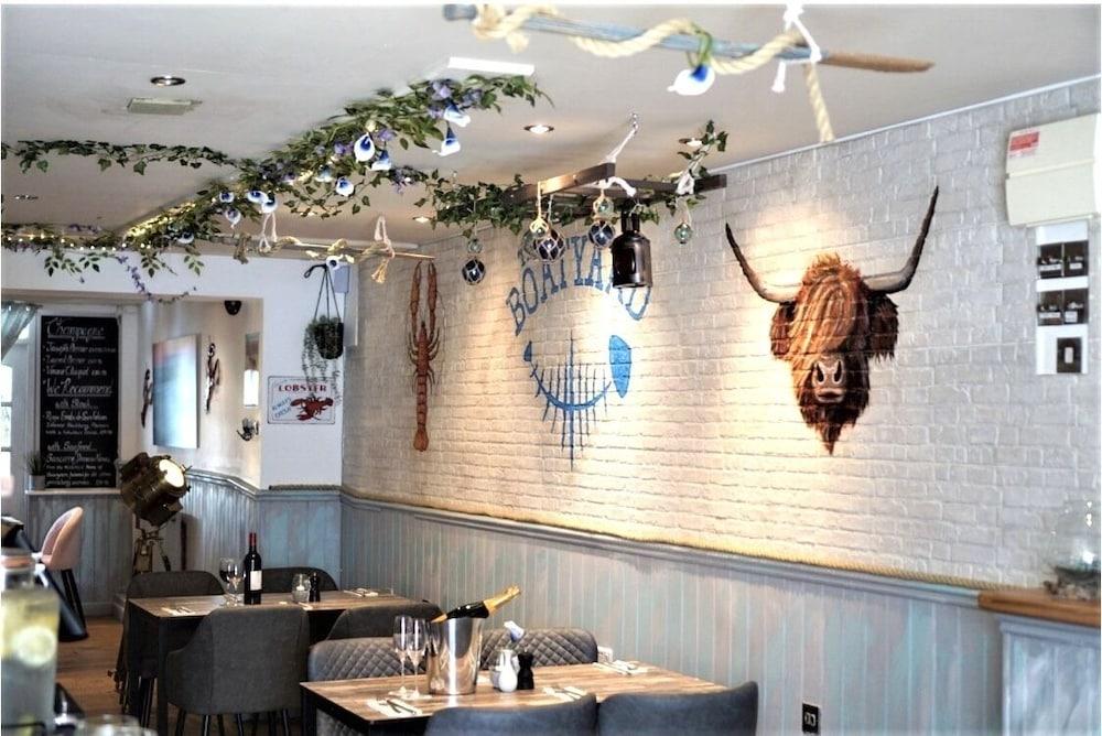 Molesworth Arms Hotel — 6