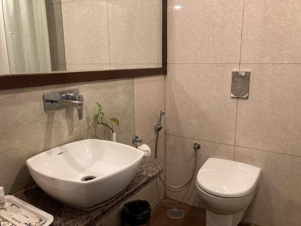 Hotel Ramanashree Richmond — 9