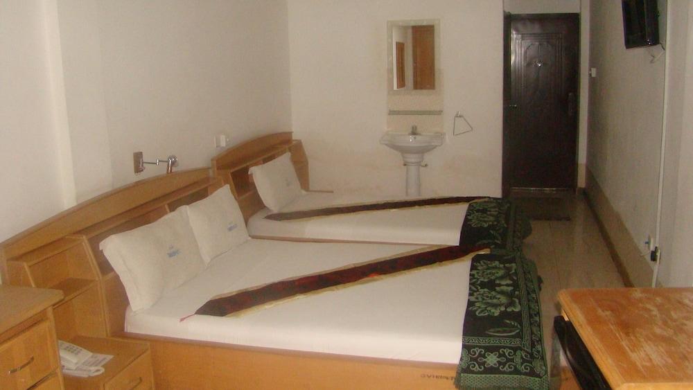 Grand View Hotel 1146188 — 6