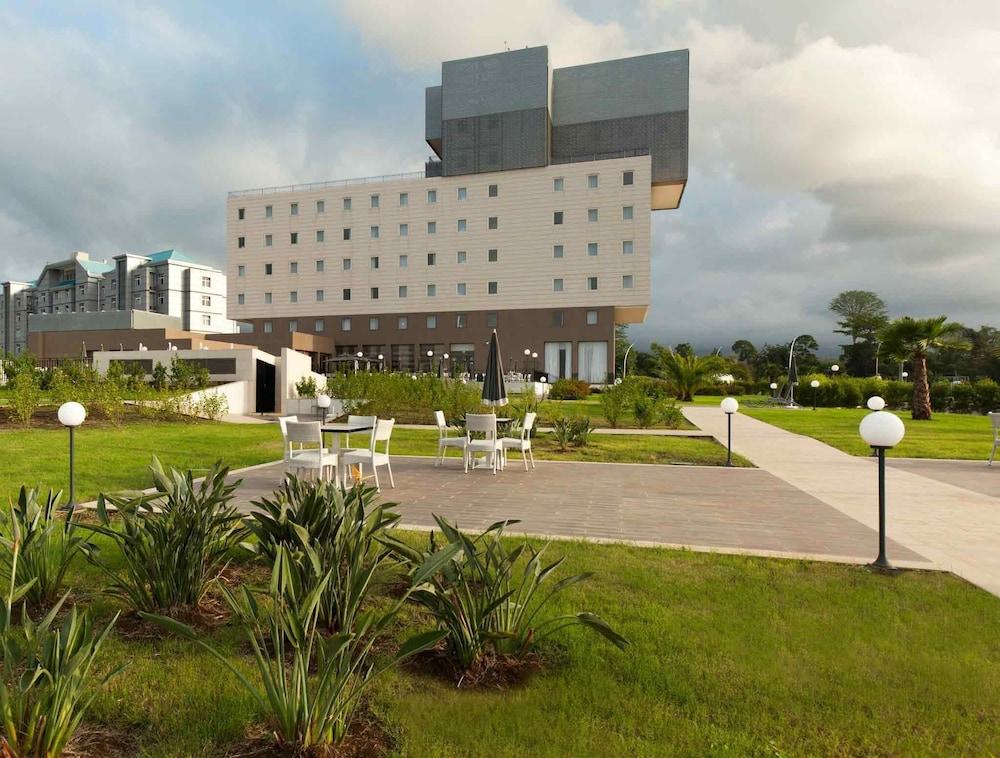 ibis Malabo — 7
