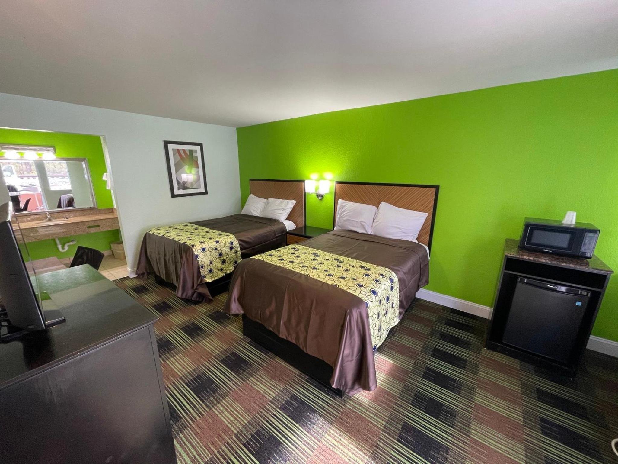 Bowers Hill Inn — 2