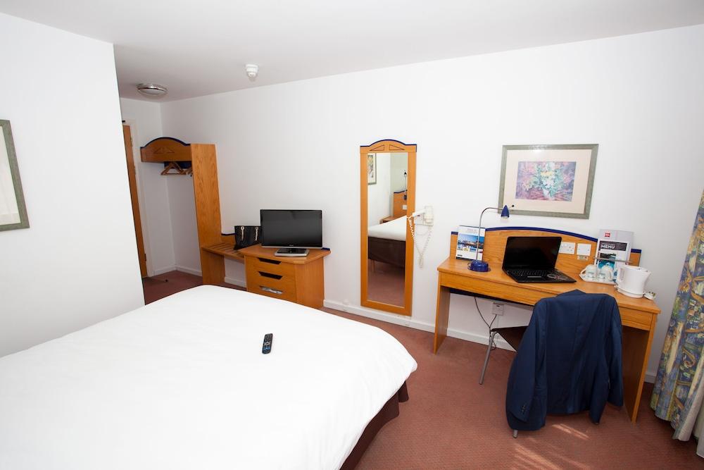 Cardiff Gate International Business Park — 10
