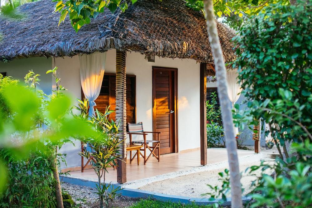 Coco Beach Resort — 3