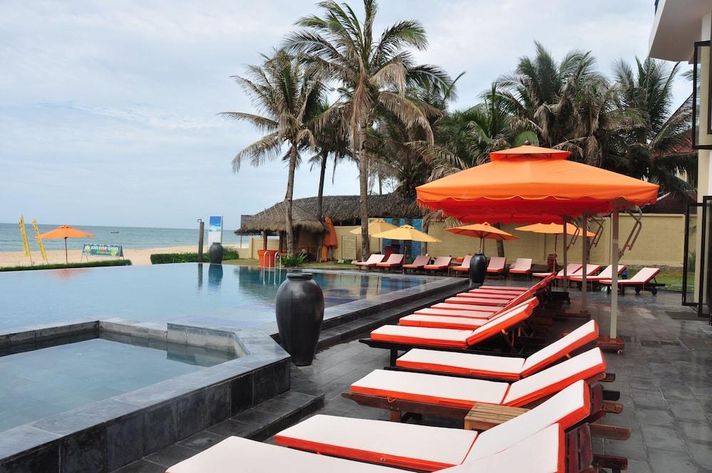 Unique Mui Ne Resort