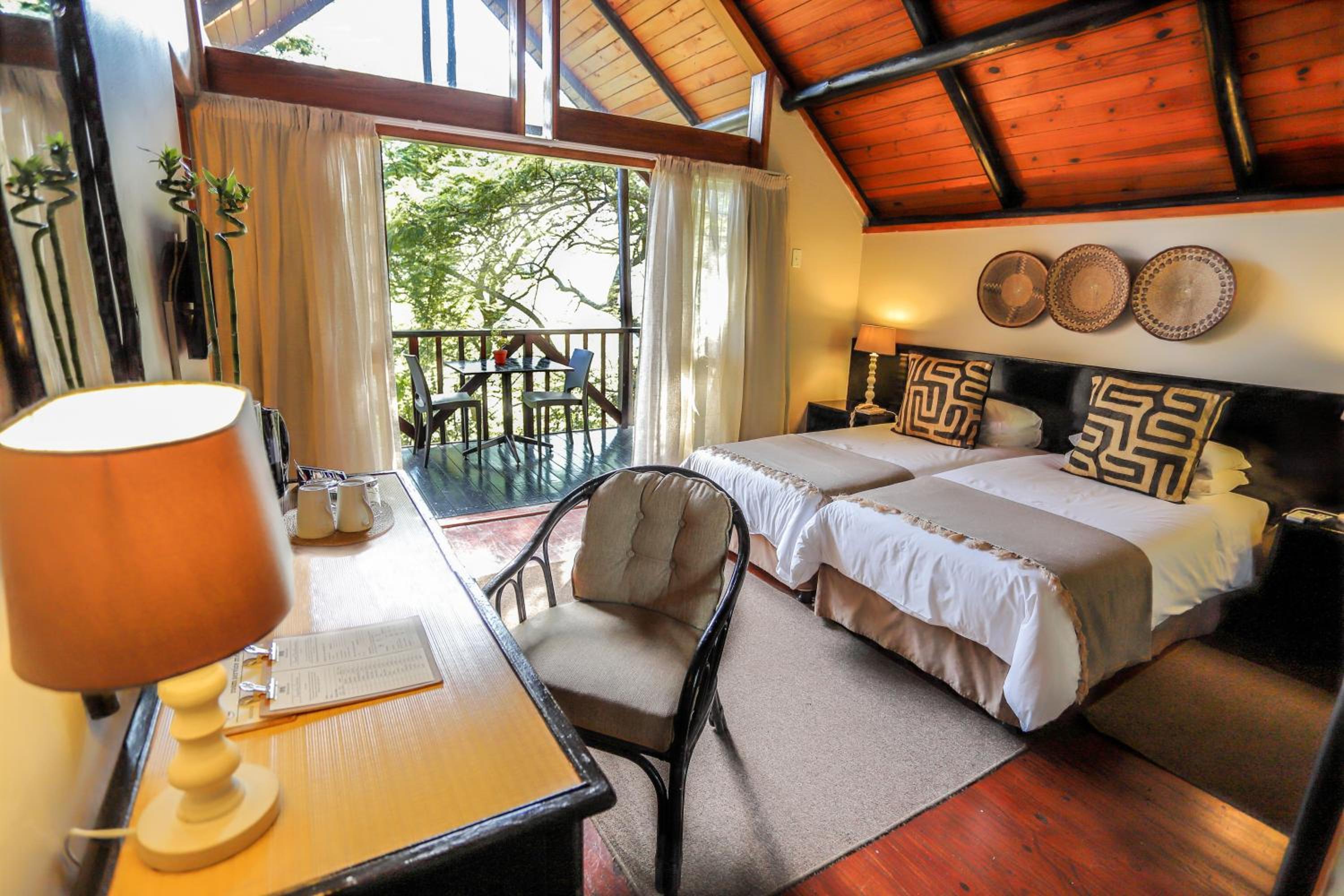 Mantenga Lodge — 10